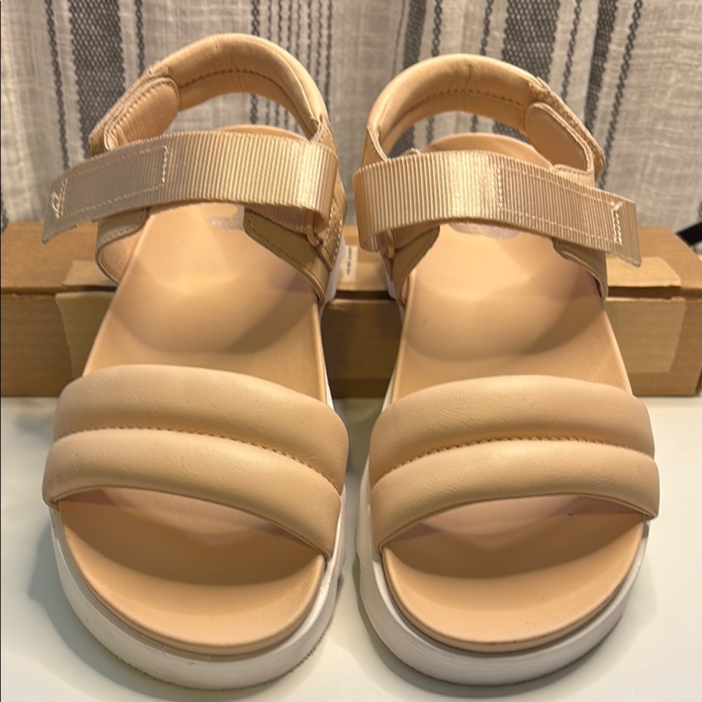 Sorel Vibe Tan Leather Sandals